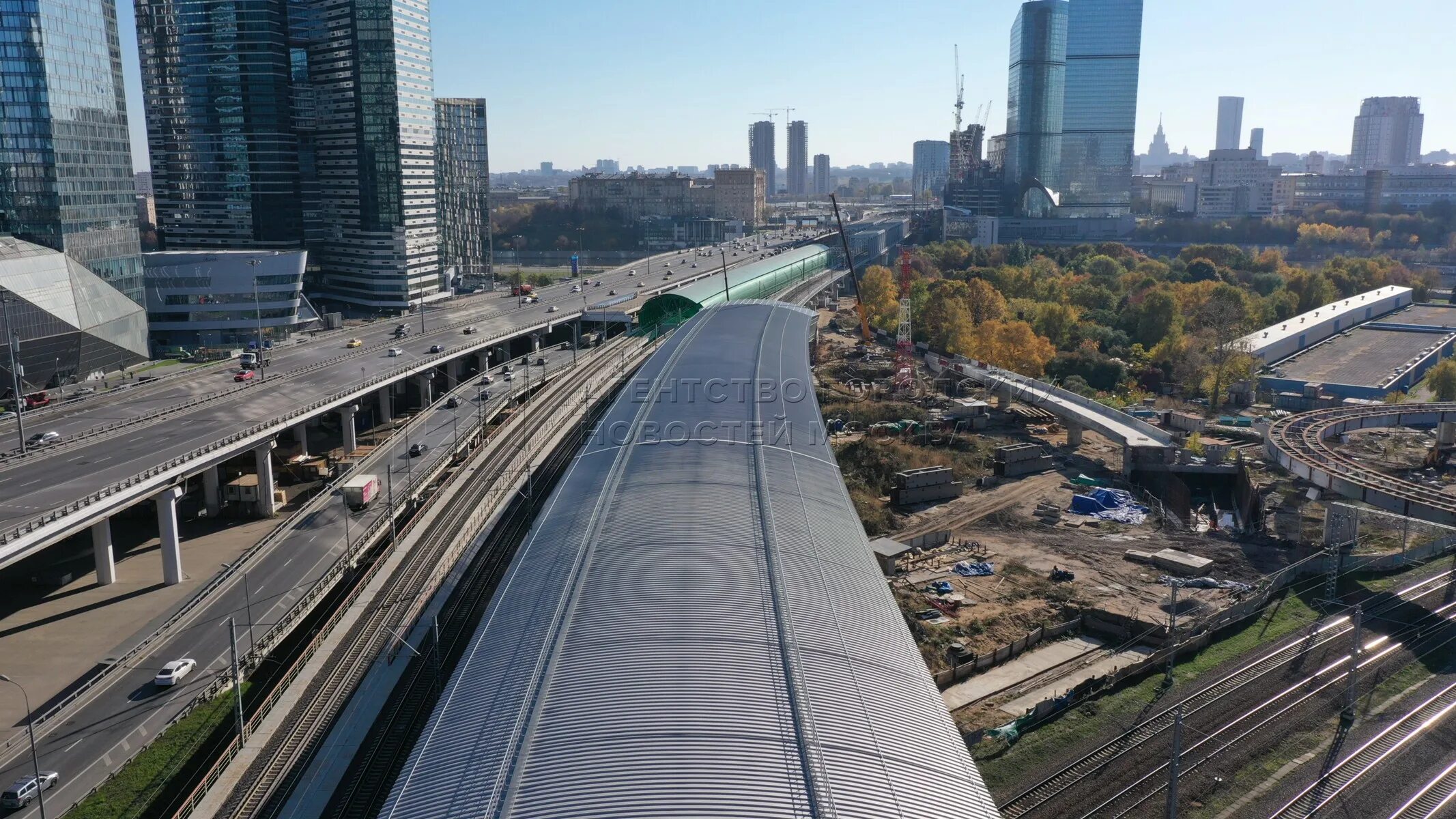 Транспортная мир москва. Городские дороги москва. Кутузовский проспект москва сити. Транспортная мир москва. Транспортная мир москва.