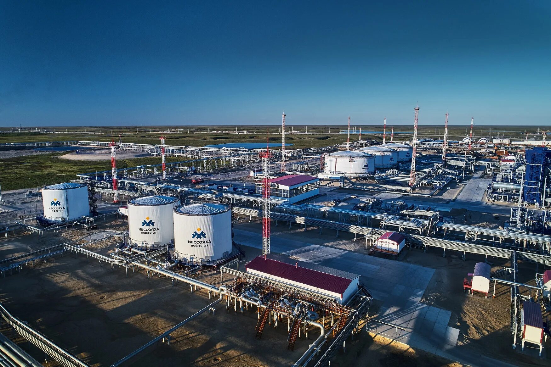 Permanently closed: Лукойл-инжиниринг, oil and gas company, Tyumen, ulitsa Melni