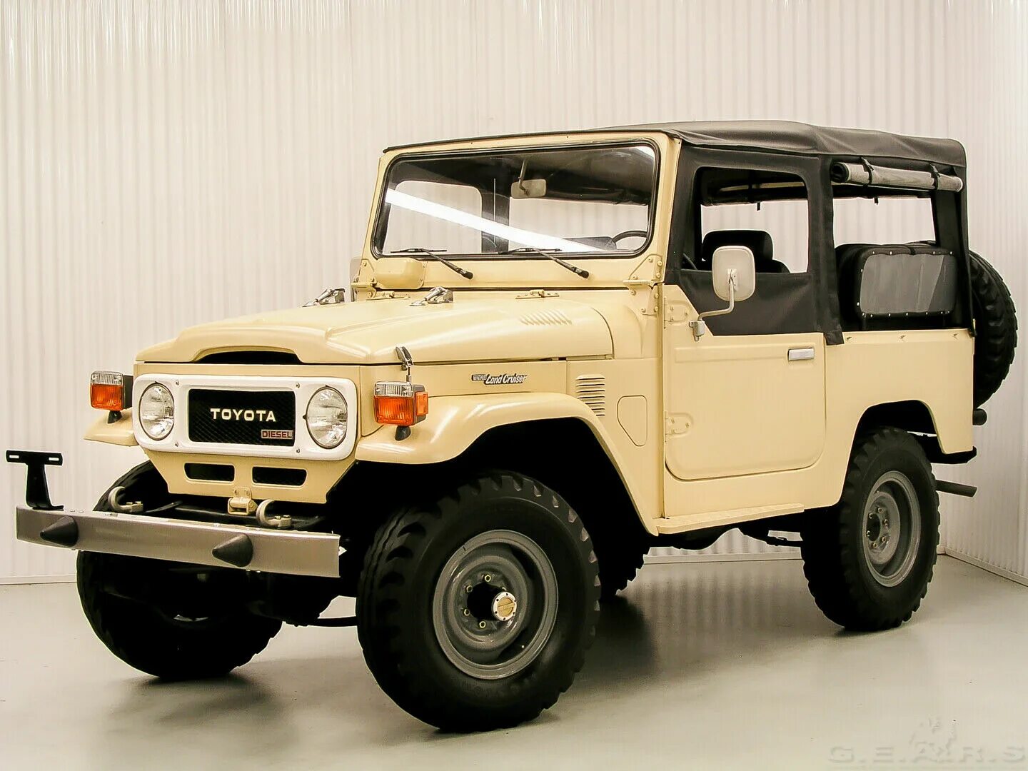 Тойота дизель полный привод. Toyota Land Cruiser fj40. Toyota Land Cruiser bj40. Toyota Land Cruiser 1980. Toyota Land Cruiser 40.