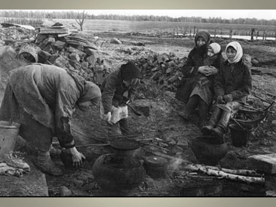 Жизнь во время войны. Дети в тылу на полях в годы Великой Отечественной войны. Работа детей в годы войны в деревне.