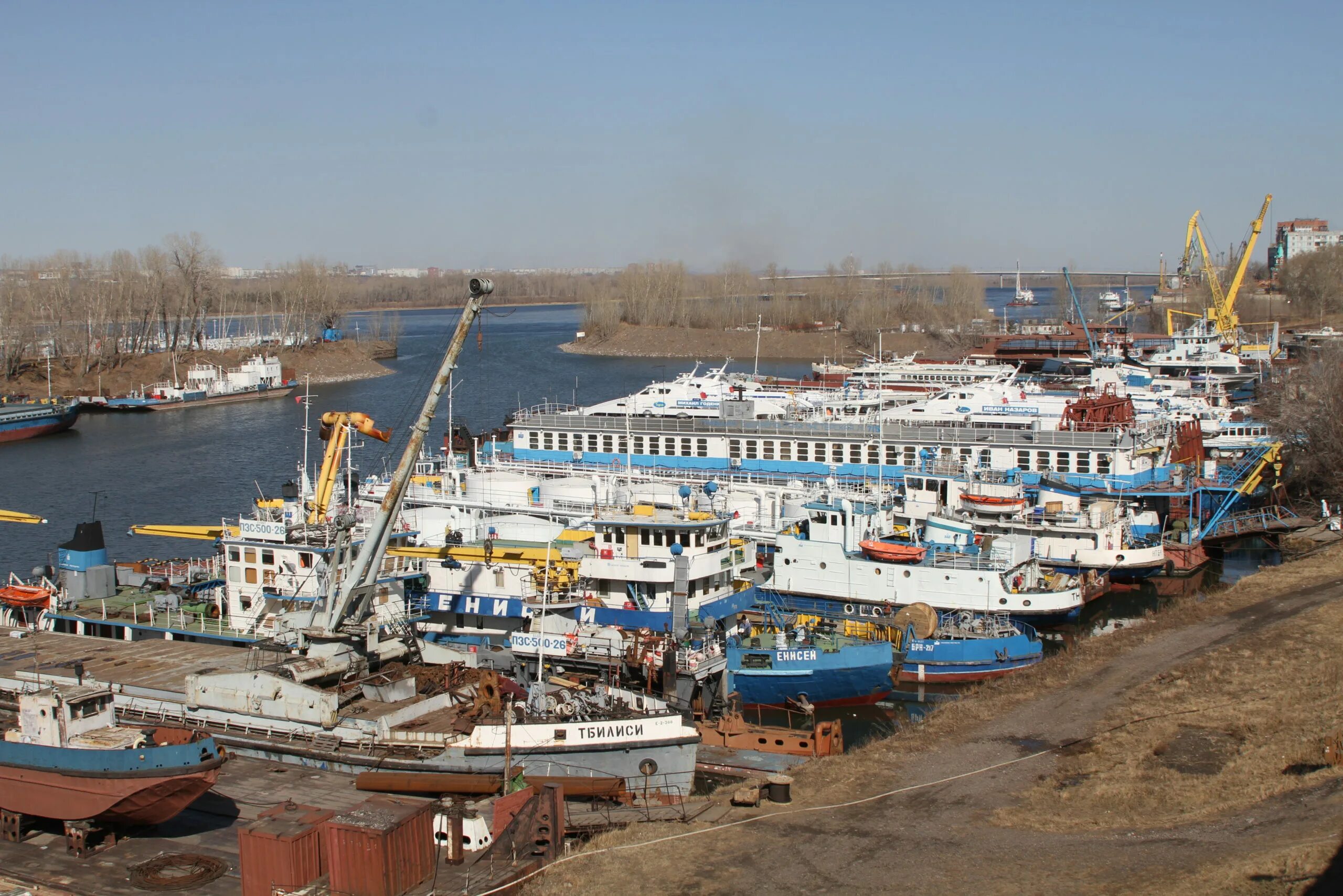 Ремонтные базы флота. РЭБ флота Подтесово. Омский РЭБ флота. Затон Красноярск. Судоремонтный завод Красноярск.