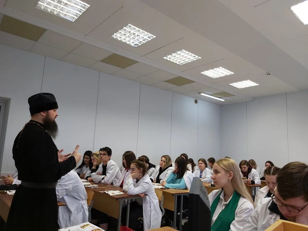 Медицинский сайт сомк. Серовский медицинский колледж Серов. Свердловский областной медицинский колледж Серов. Серовский филиал ГБОУ Свердловский областной медицинский колледж. СОМК медицинский колледж.