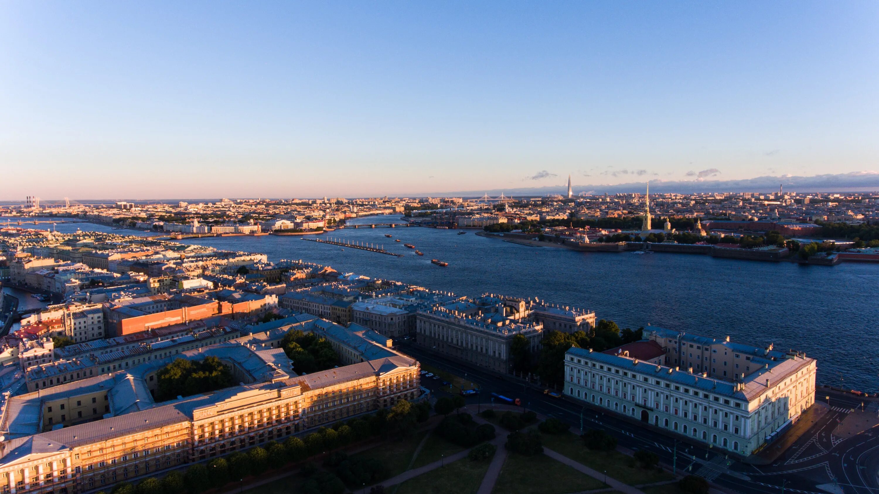 Центр Санкт-Петербурга с высоты птичьего полета. Питер с высоты птичьего полета панорама. Санкт- Петербург Гороховая вид сверху.