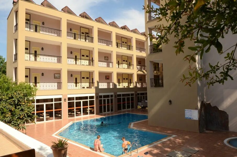 Kemer park hotel. Park marina hotel 3 турция. Park marina 3* кемер - центр, 150 м до моря. Park marina 3 кемер. Marina park hotel кемер.