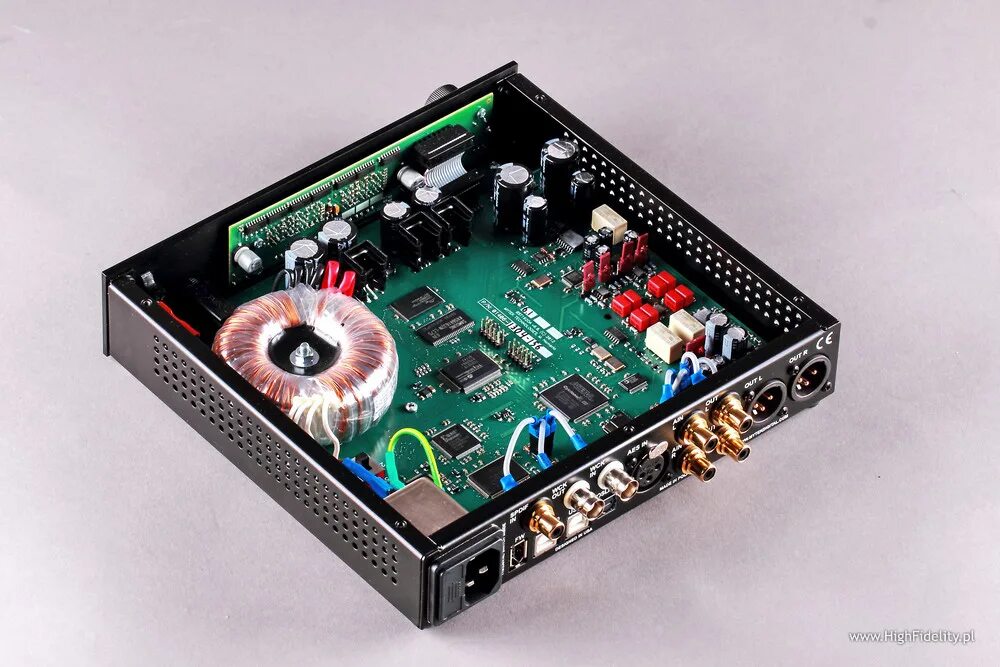Mytek liberty dac ii. Mytek digital stereo 192-dsd dac. цап mytek stereo192-dsd. mytek manhattan dac ii. mytek liberty dac.