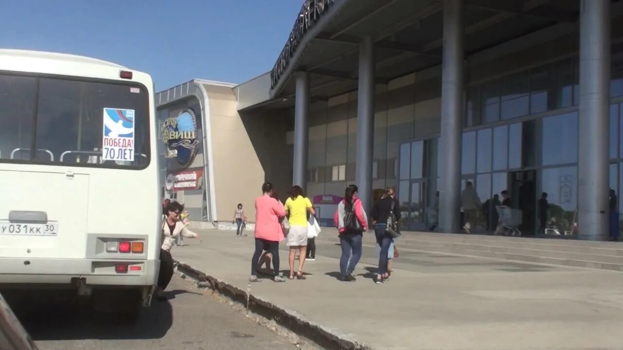 Автобусы астрахань в реальном времени. Астраханский автобус. Автобусы Астрахань. Хасавюрт Астрахань автобус. Астрахань Хасавюрт маршрутка.