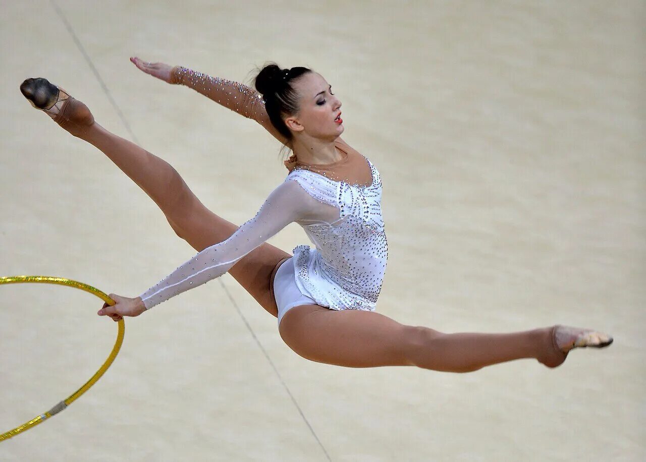 Ризатдинова гимнастка художественная гимнастика.