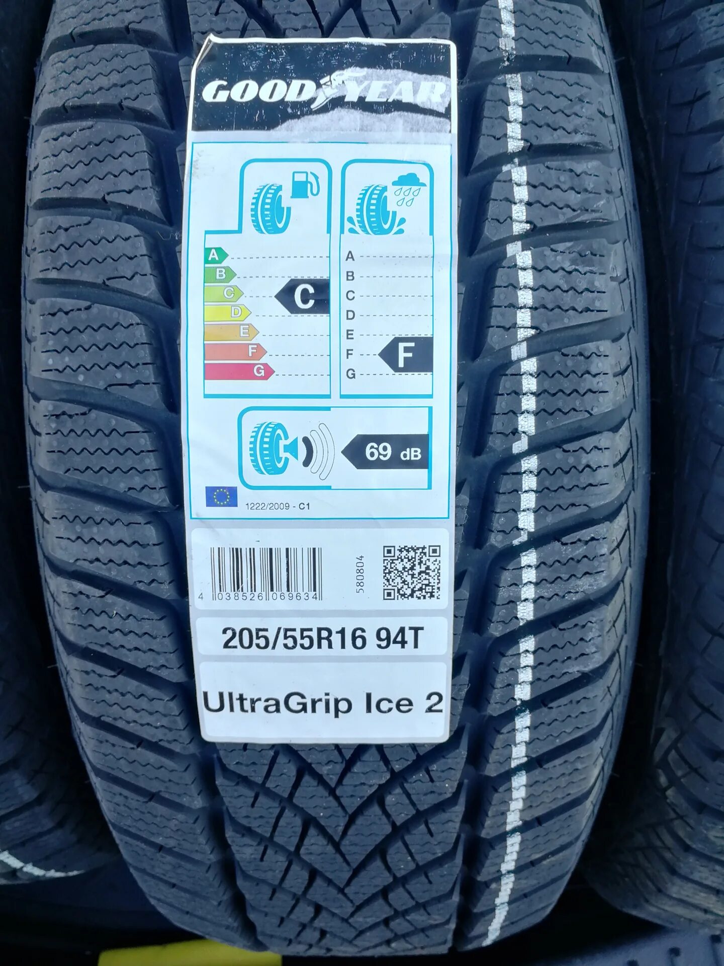 Goodyear ultragrip ice 2 205 55. Гудиер ультра грип липучка. Goodyear ultragrip ice + 205/60 r16 92t. Гудиер липучки р 16. Goodyear ultragrip ice 2 205/55/16.