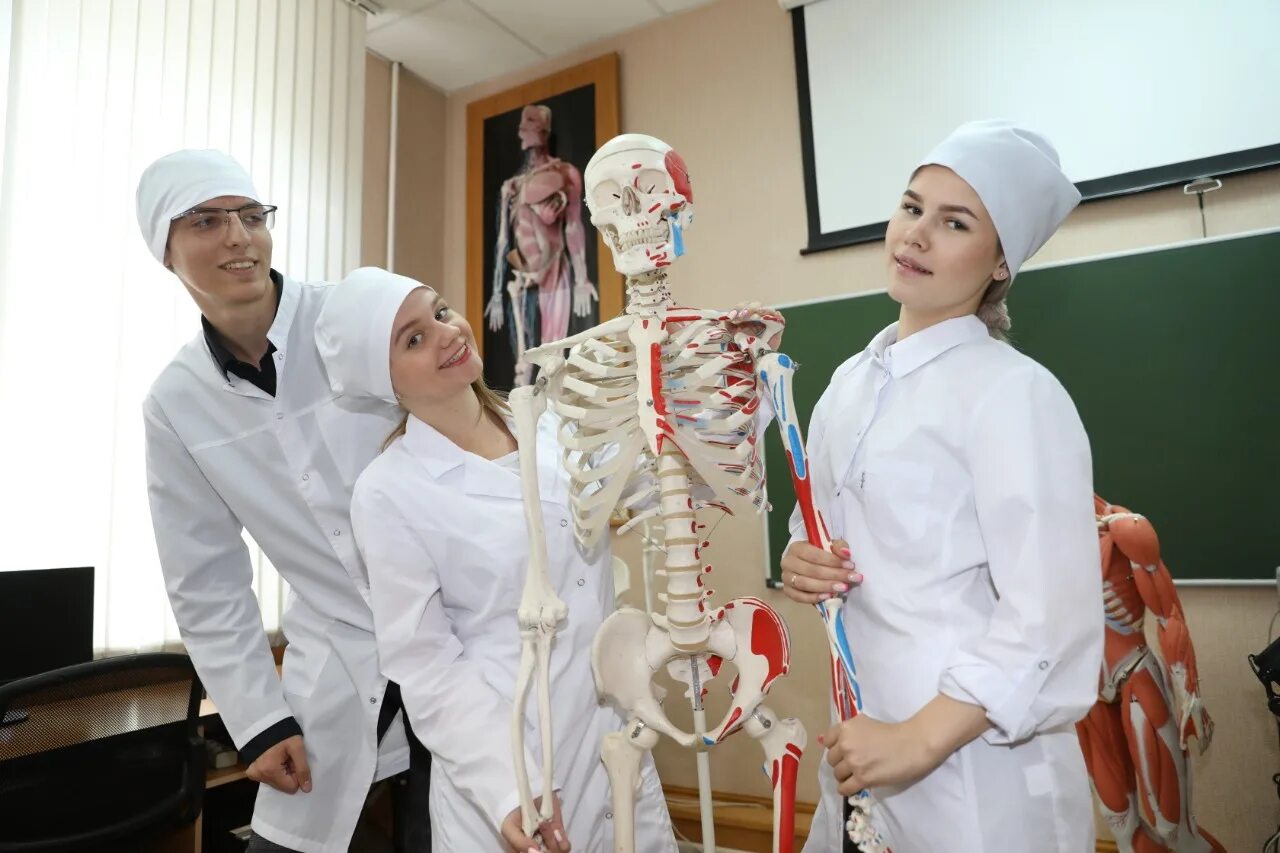 Медицинский колледж 7 новогиреево. Медицинский колледж управделами президента. Медицинский колледж москва. Медицинские специальности. Учеба в медицинском колледже.