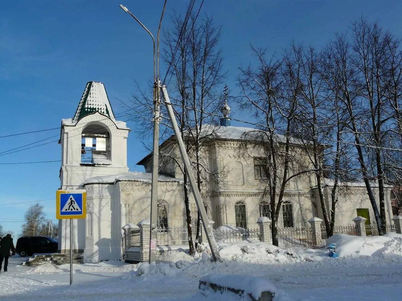 Оставив деревню никольскую