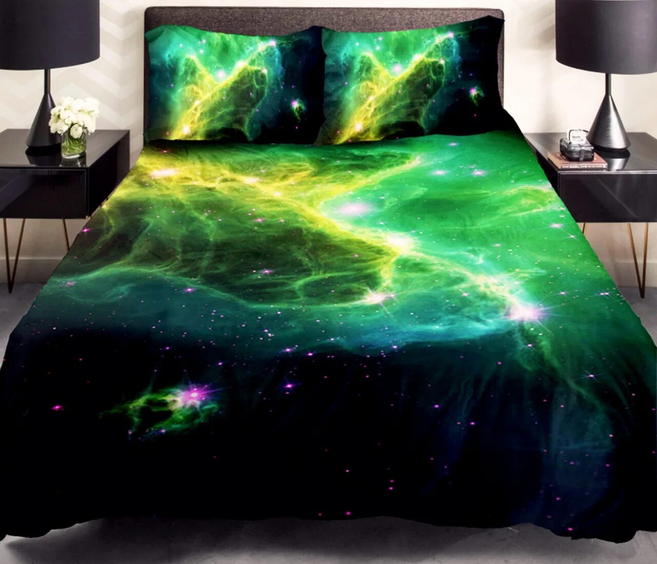 Светящееся постельное. Постельное белье Галактика 1.5 спальный. Светящиеся постельное белье. Светящиеся покрывала. Постельное белье космос светящиеся в темноте.