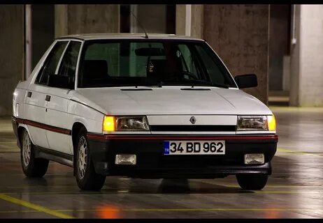 Renault 9