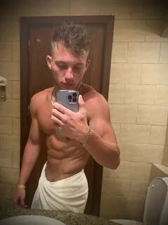 Slideshow jony_evans007 onlyfans.