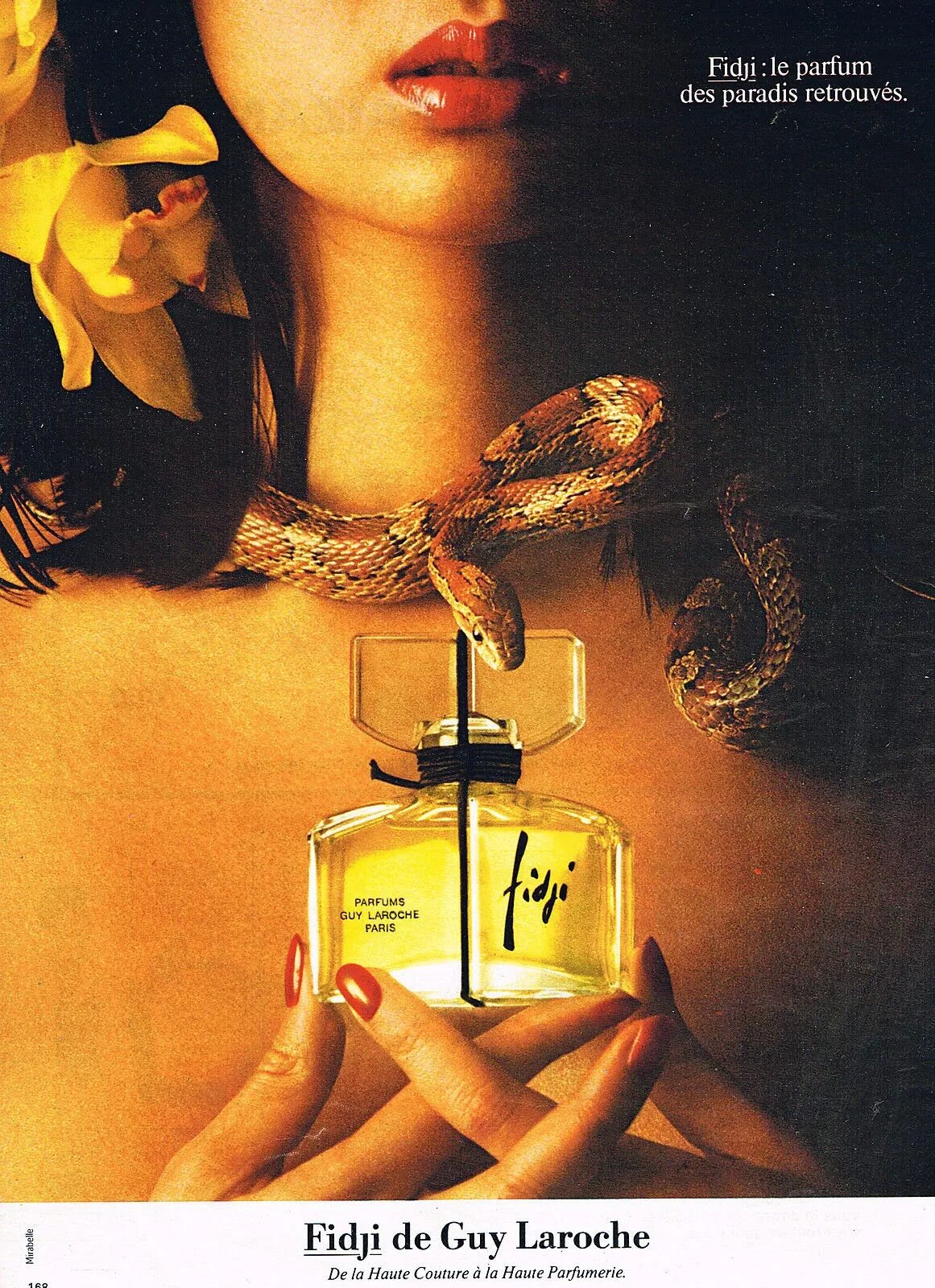 духи постер. духи постер. рекламный постер духи. жадор диор духи шарлиз. духи постер.