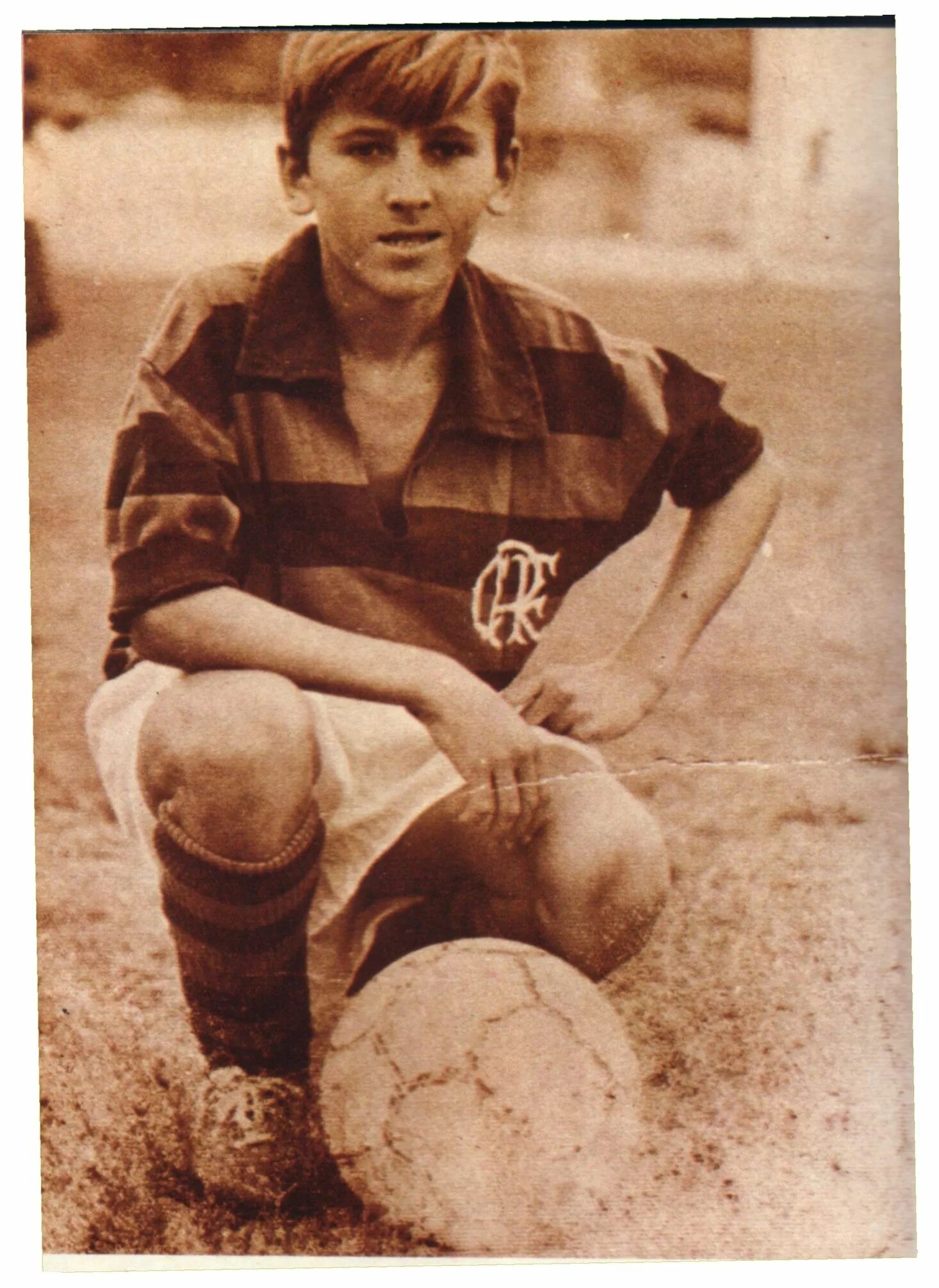 Young player. Зико бразильский футболист. Zico Football. Зико бразильский футболист молодой.