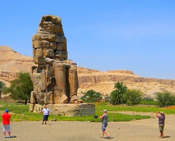 Колоссов луксора