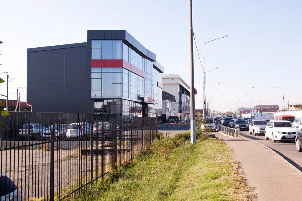 П. Ефремова 199 армавир. Посёлок яблоновский краснодарский край. Достопримечательности яблоновский адыгея. Икеа парк новая адыгея.