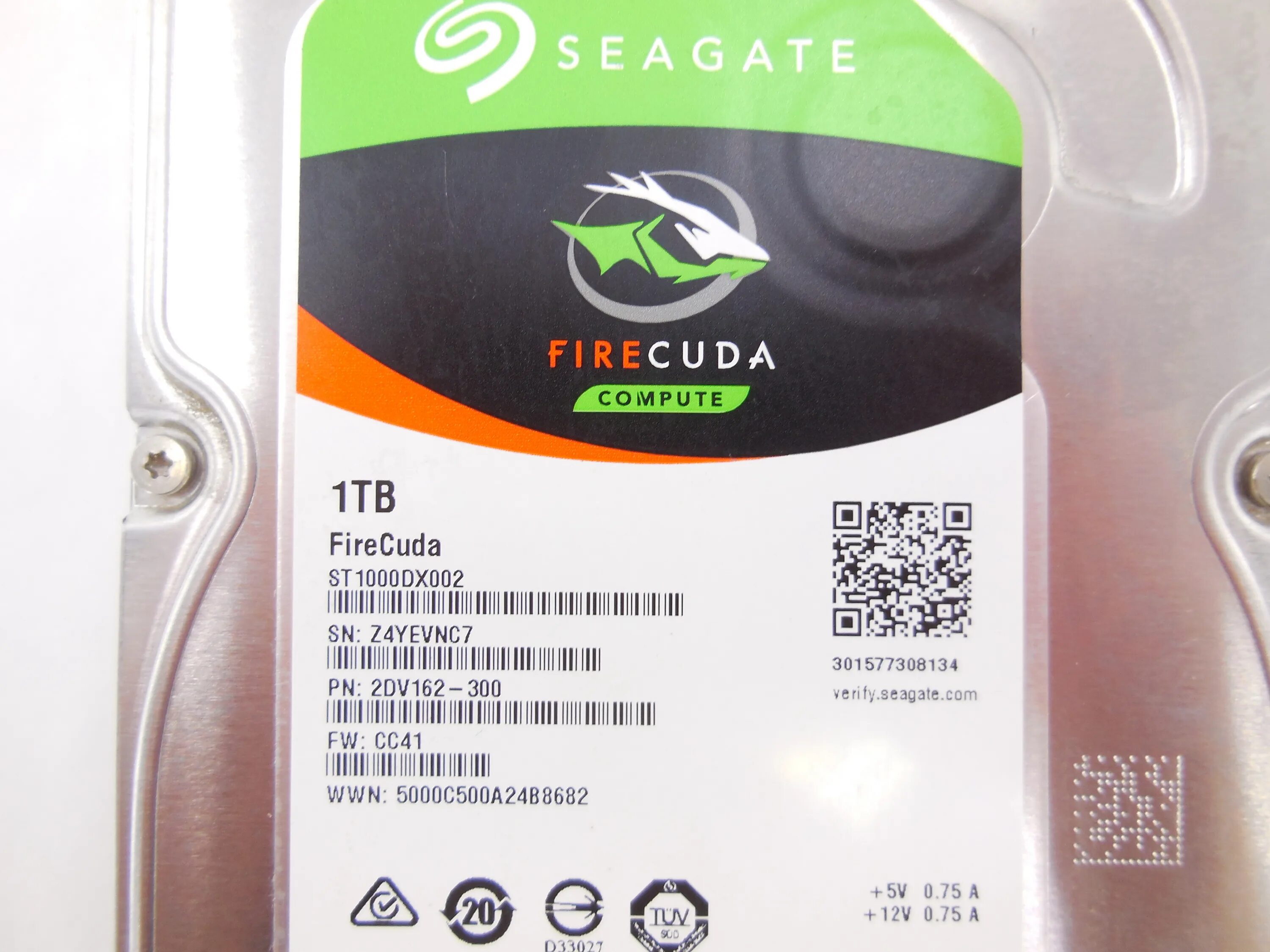 Гибридный диск seagate firecuda 1 тб st1000dx002 днс. Hdd 3. Seagate firecuda game drive ico. Seagate firecuda. Seagate firecuda 530 zp2000gm3a013 с радиатором.