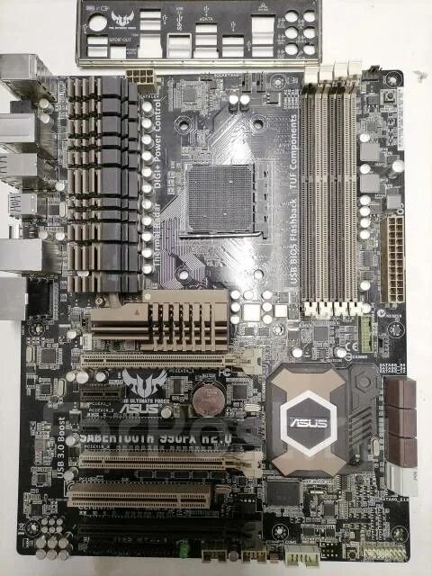Asus tuf sabertooth 990fx. Asus am3+ sabertooth 990fx. Sabertooth 990fx r2. Tuf sabertooth 990fx r3. Asus tuf am3+ материнская плата.