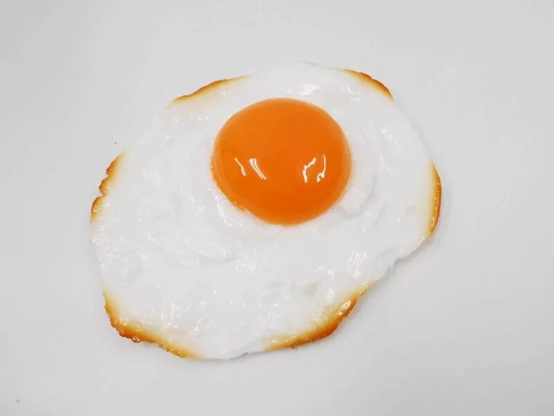 Sunny side egg. Sunny side up eggs. Яичница sunny side. Жареные яйца. Санни сайд ап яичница.