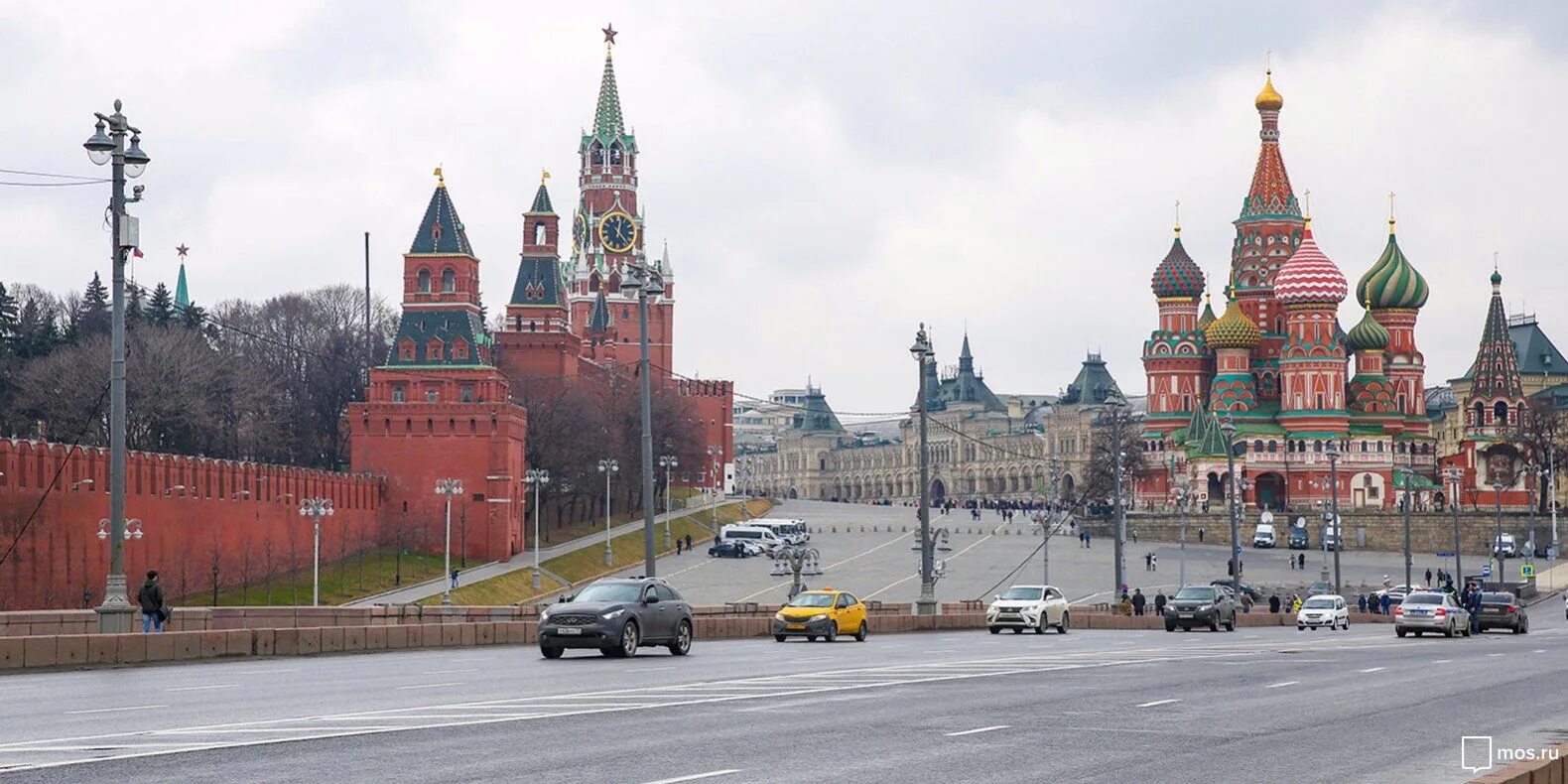 Москва в ноябре. Красная площадь Москва в ноябре. Москва в ноябре фото. Москва в конце мая фото.