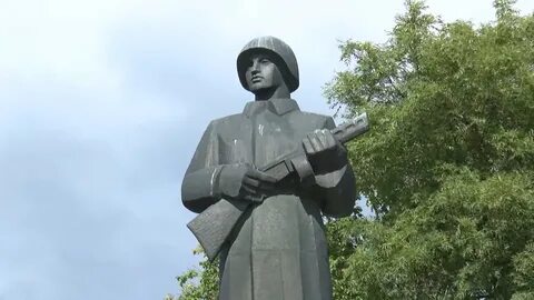 Памятник алеше снесли