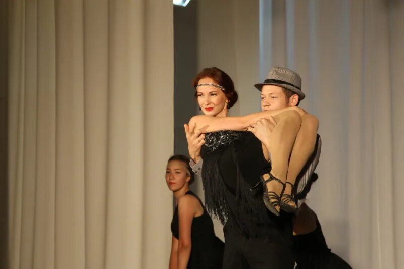 реалити шоу американские. шоу «каково?!» на youtube. большие люди шоу. шоу большие девочки 29 февраля. шоу большие девочки 29 февраля.