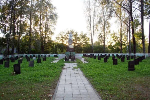Братская могила белоруссия. Братская могила витебская область россонский. Братская могила каменка. Братская могила белоруссия. Жители д.