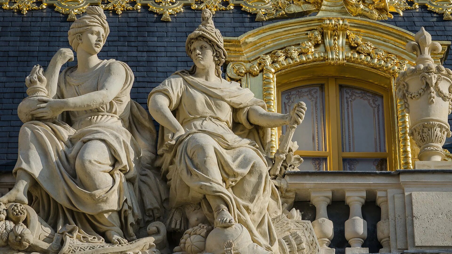 Sculpture and architecture