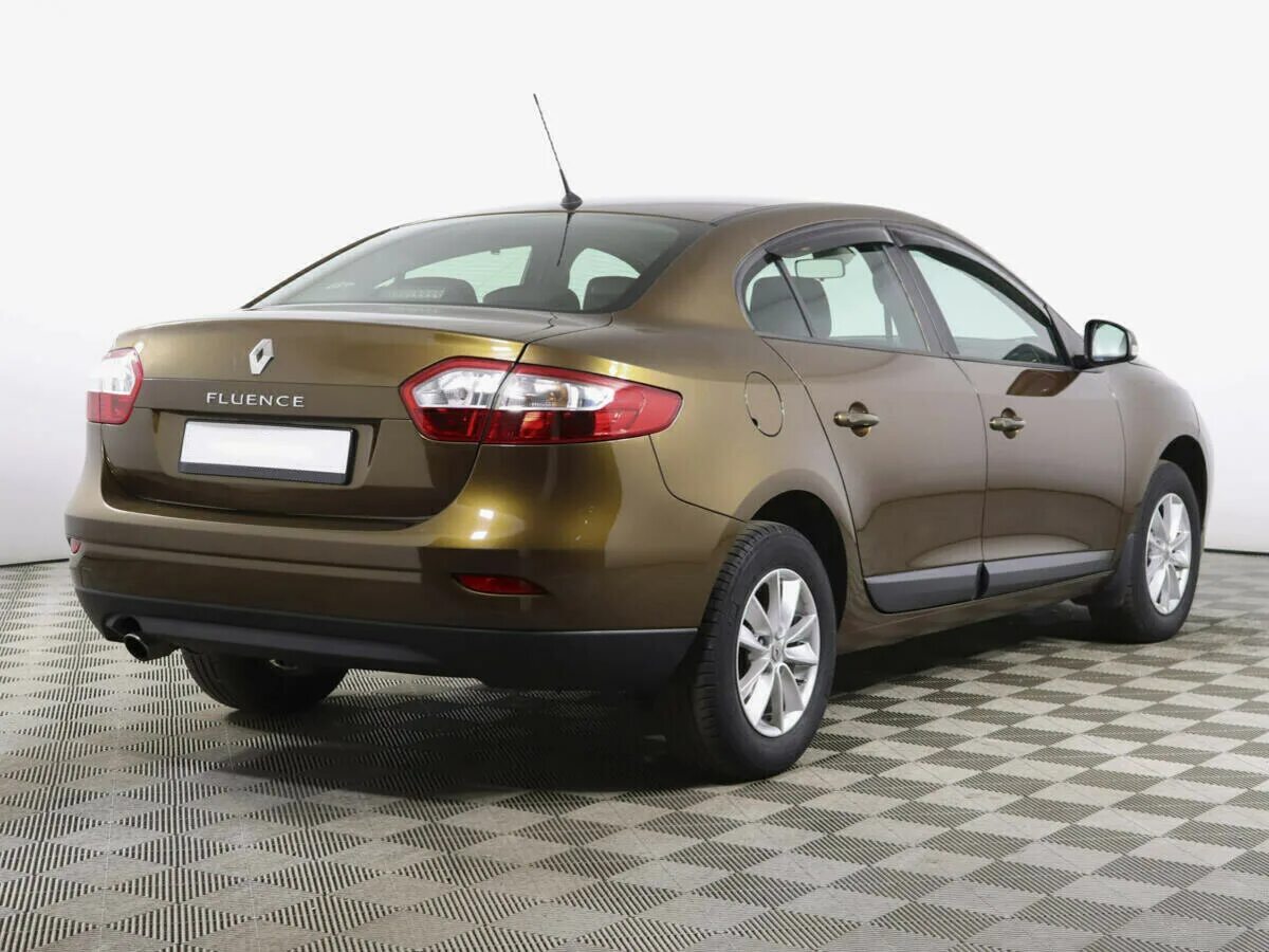 Renault fluence 1.6. Рено Флюенс 2014. Рено Флюенс 2014 Рестайлинг. Fluence 2014 1.6. Комплектации Рено Флюенс 2014.