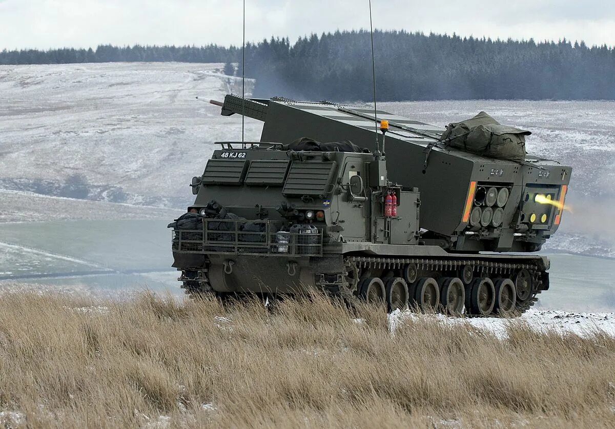M30/31 gmlrs. М270 млрс. Mlrs 270. M270a2 mlrs. Рсзо атакмс.