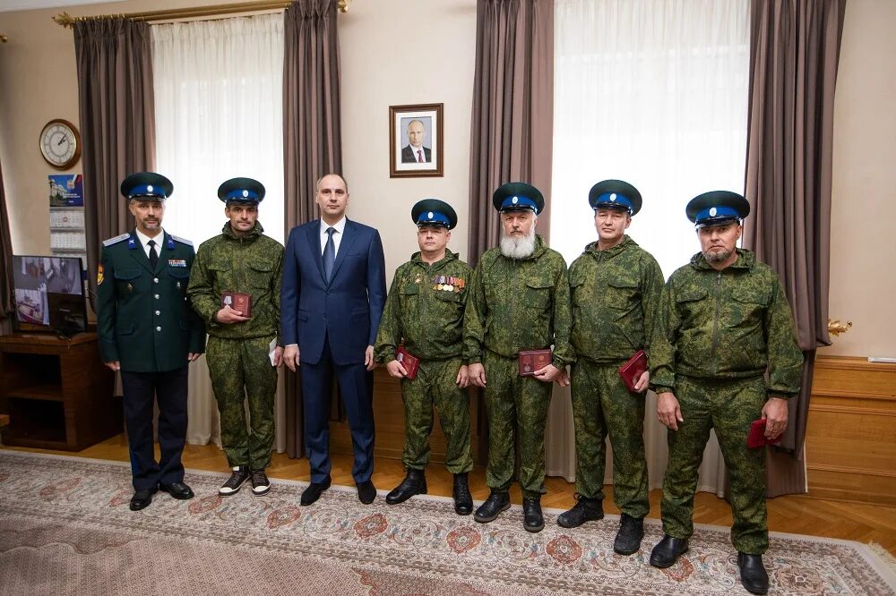 Оренбургские казаки. Награждение военнослужащих. Награждение оренбургских Казаков.