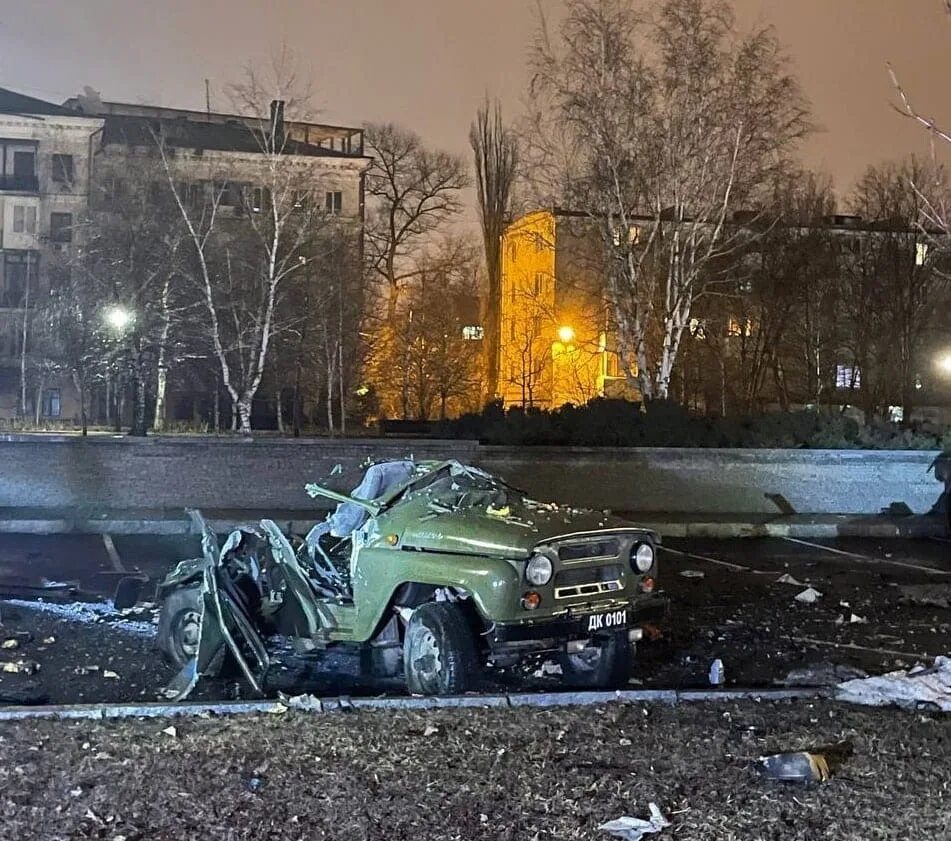 Взорвали машину начальника милиции ДНР В Донецке. Донбасс новости сегодня 2022 последние