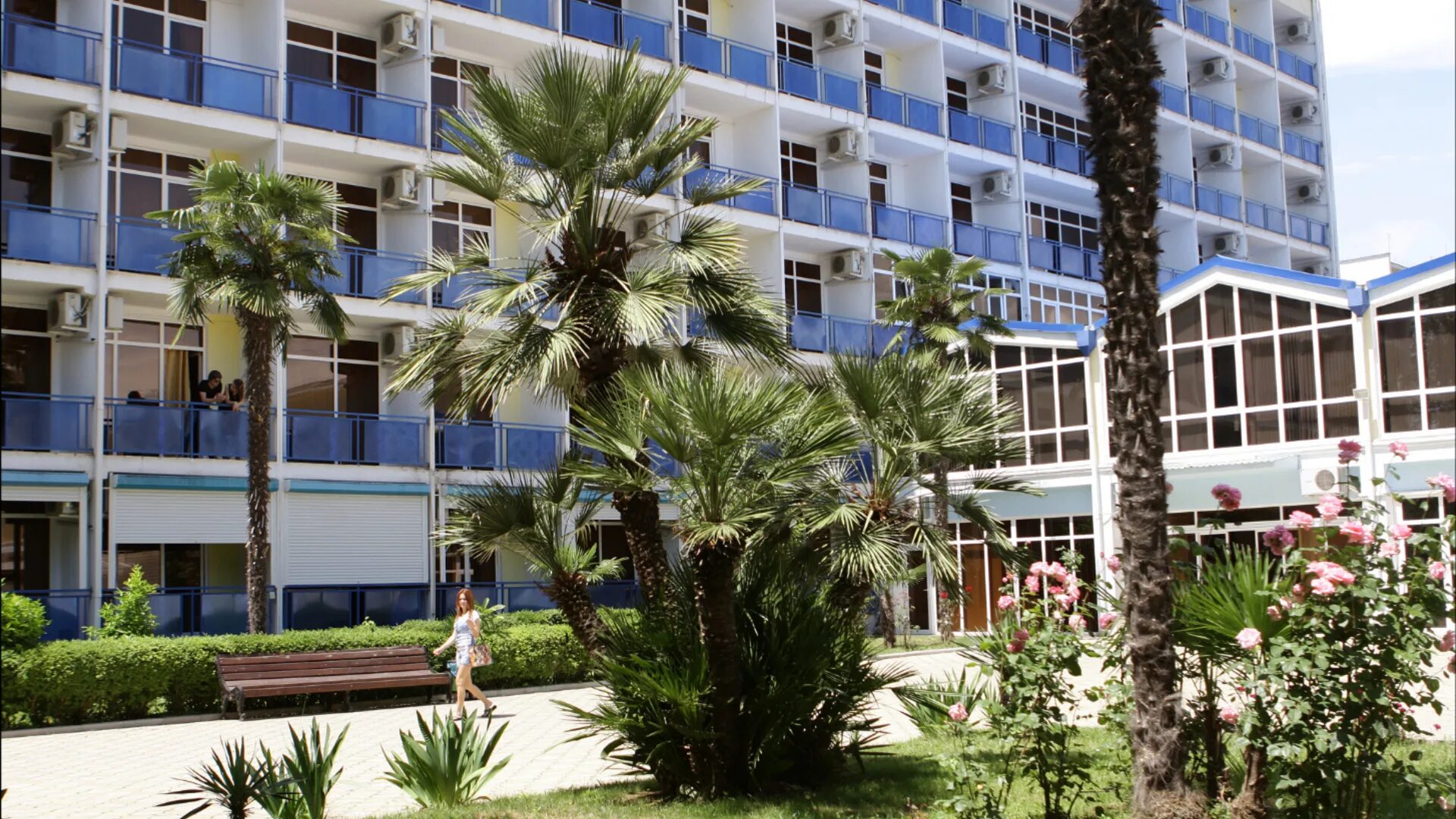 Дешевый отель в сухуми. Отели абхазии 2023 сухум. Отели абхазии 2023 сухум. Интер сухум абхазия отель. Гранд отель сухум 2 абхазия.