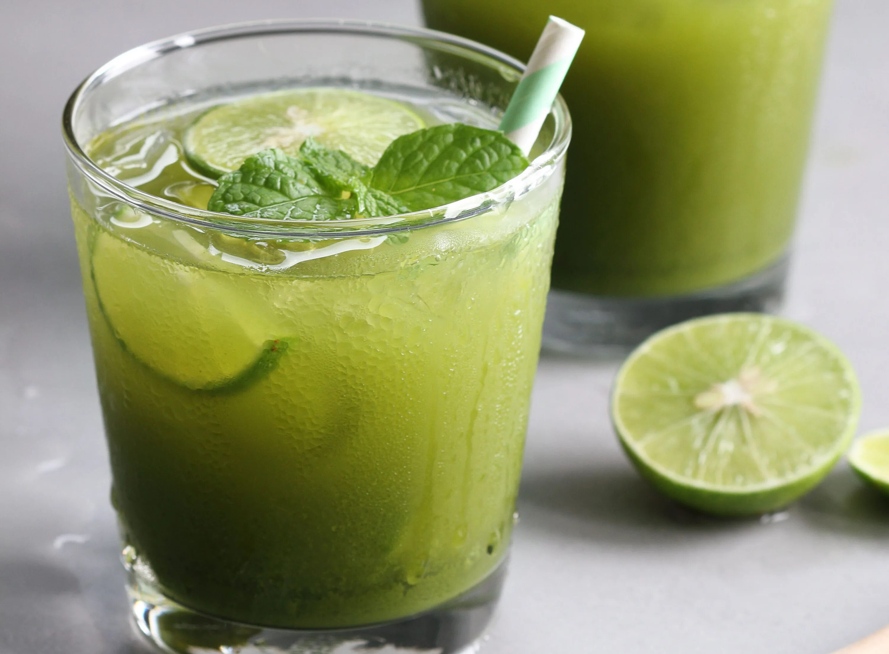 Зеленый мохито. Green Мохито Stevia. Лимонад Мохито зеленый. Напиток зеленого цвета. Green Tea напиток.