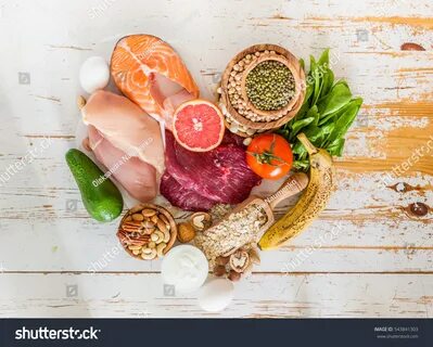 Быть выполнен из продуктов