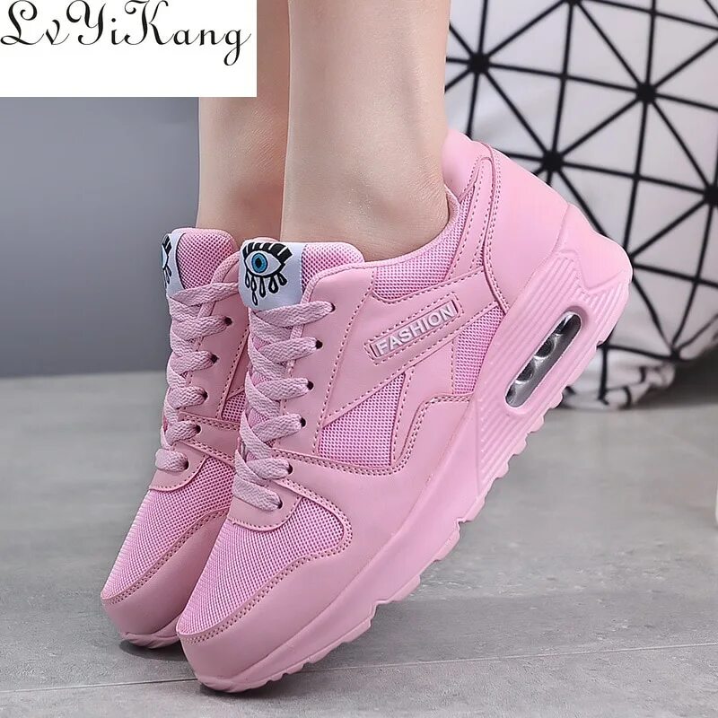 Кроссовки на весну. Кроссовки на весну. Кроссовки женские весна. Кроссовки розовые женские на высокой подошве. Весенние кроссовки женские.