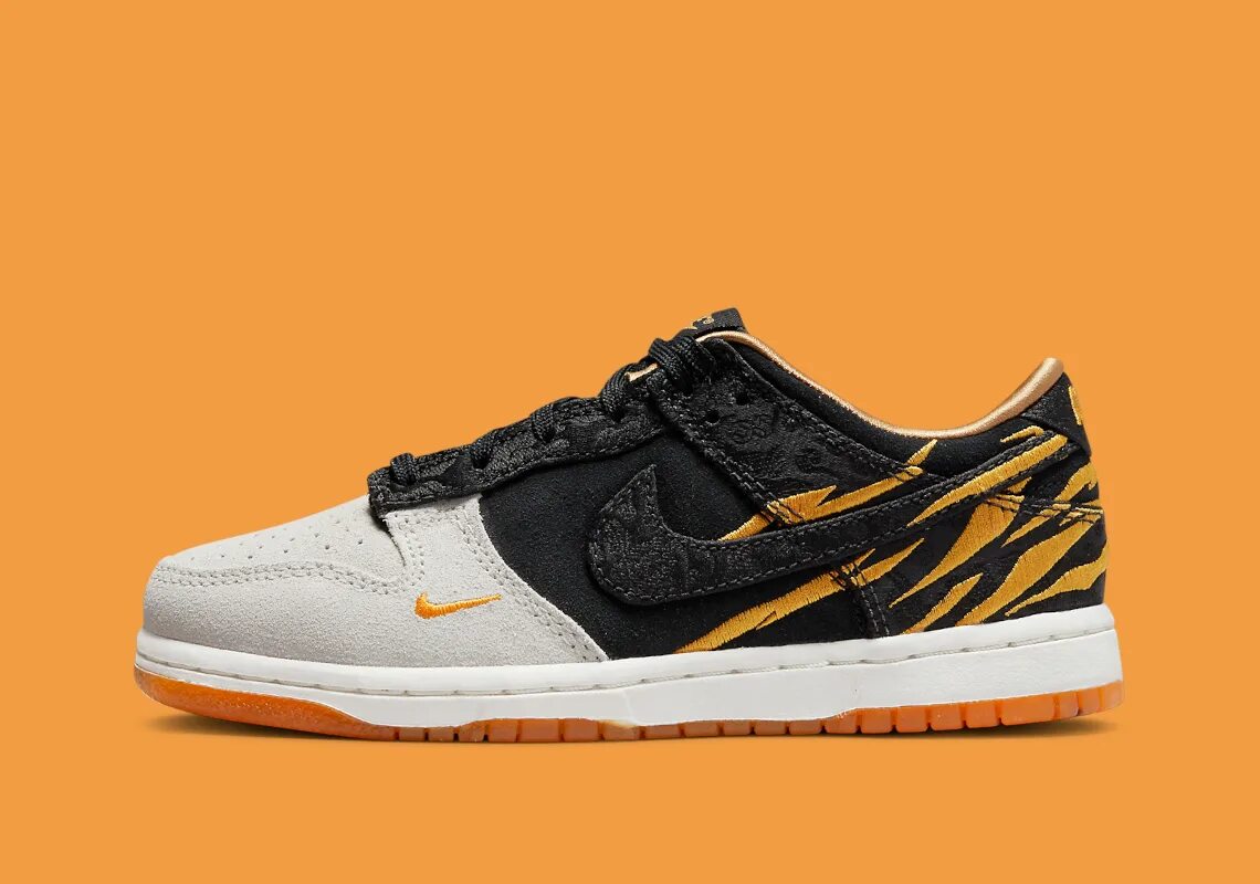 Nike tiger. Nike tiger