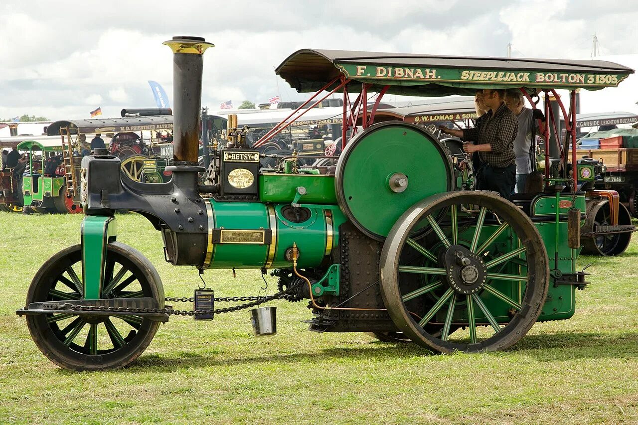 Паровой транспорт. Паровой агрегат. Паровой каток. Steamroller машина. Паровий