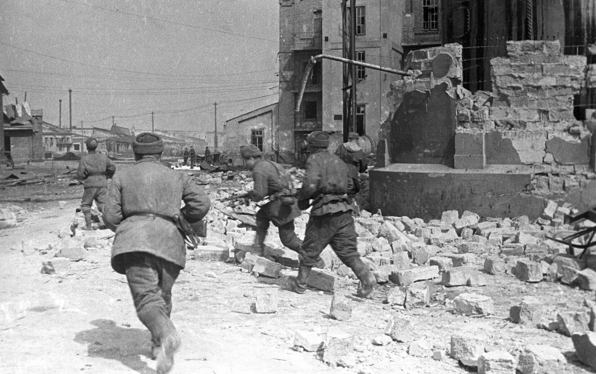 10 апреля 1944 года. Одесса в годы войны 1941-1945. освобождение одессы 1941. оборона одессы 1944.