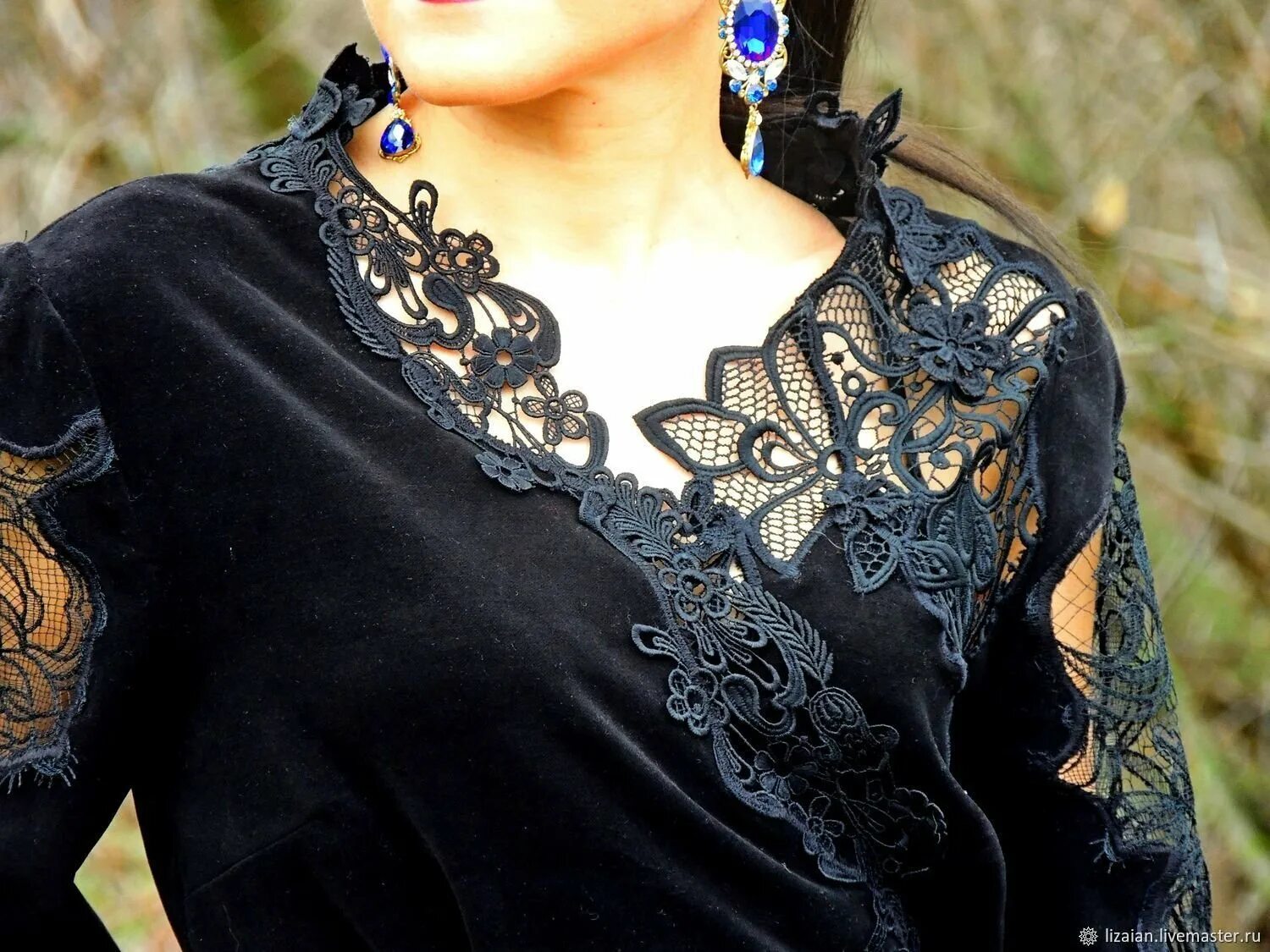 Ткань сетка расшитая. Самое дорогое кружево. Платье комбинация черное бархатное zara. Платье из черного бархата с кружевом. Узоры на ткани.