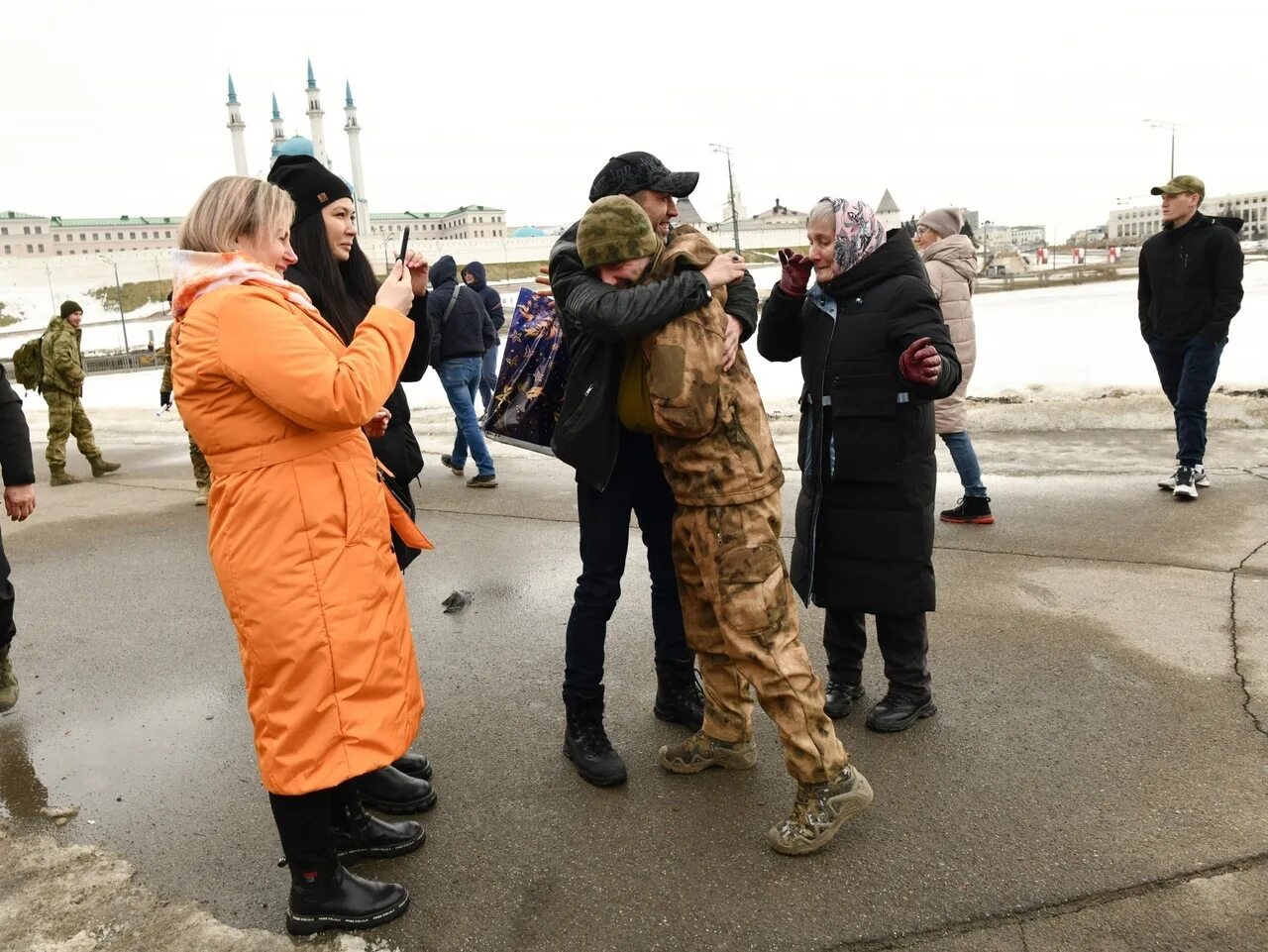 Мобилизованные сво свежие новости. Мобилизация фото. Жители Казани. Мобилизация в России. Мобилизация в России 2023.