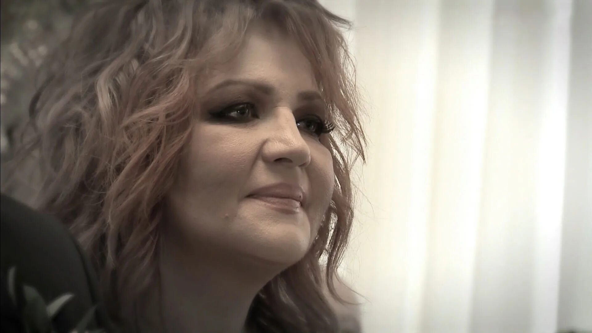 Анастасия певица 2019. Певица анастасия минцковская ножки. Сколько лет певице анастасие. Певица анастасия сейчас. Анастасия певица.