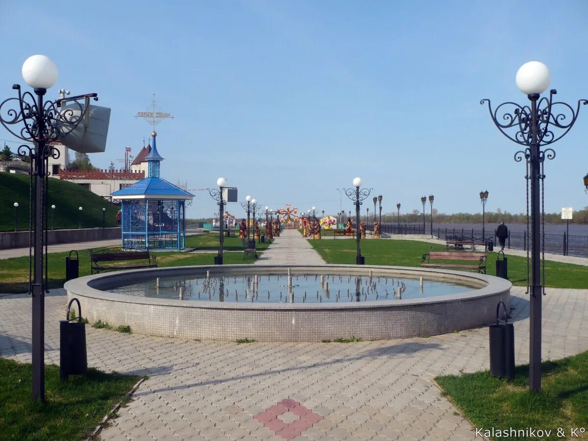 Мамадыш сквер. Город мамадыш татарстан. Мамадыш татарстан достопримечательности. Мамадыш на вятке. Стадион ипподром мамадыш.