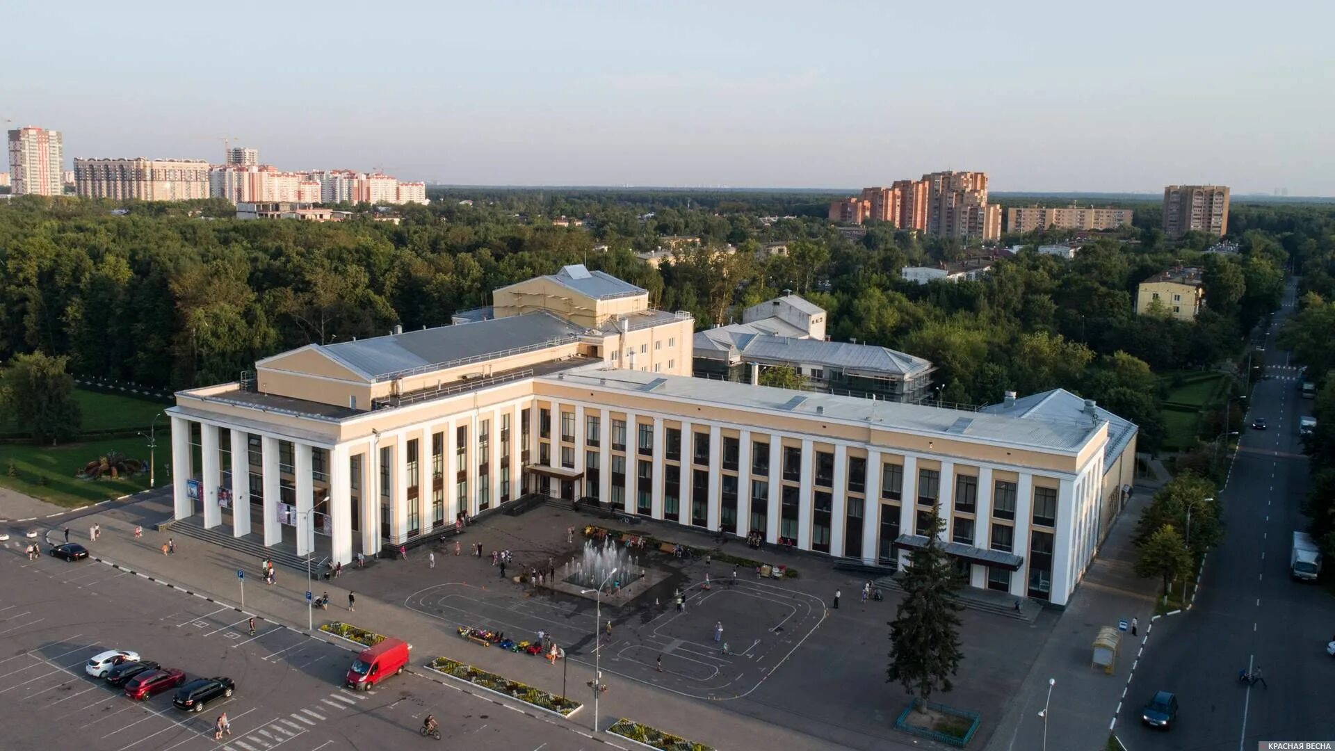 ДК Калинина Королев. Площадь ДК Калинина Королев. Центральный дворец культуры Королев. Город королёв ДК Калинина. Дк киржач