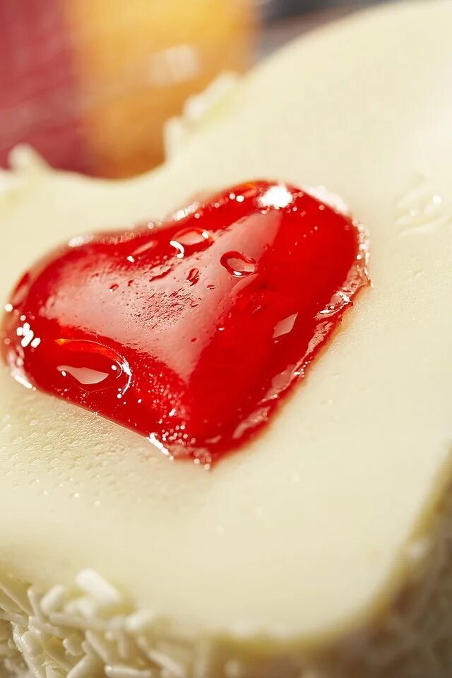 медведь с сердечком. самая любимая сладость. открытка сладкая сладкая. самая сладкая девочка. самая любимая сладость.