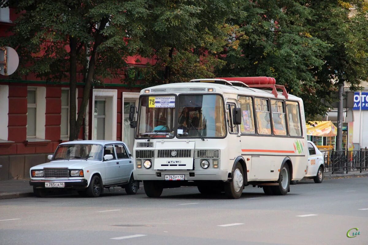 Транспорт курск маршрут. В Курске ПАЗИКИ. В Курске автобусы ПАЗ. ПАЗ маршрутка Курск. ПАЗ Курск 75.