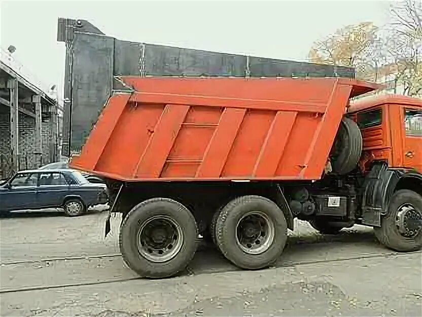 Камаз 55111 самосвал с нарощенными бортами. Наращивание бортов на мазе. Наращивание бортов на самосвал полуприцеп. Камаз 55111 сельхозник самосвал. Кузов камаз 6520 на маз.