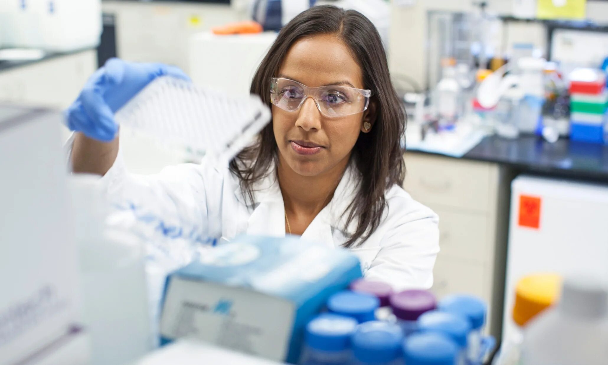 Research fellow. ученые индии. фитотрон. сингапур известный врач. Scientists hope to.