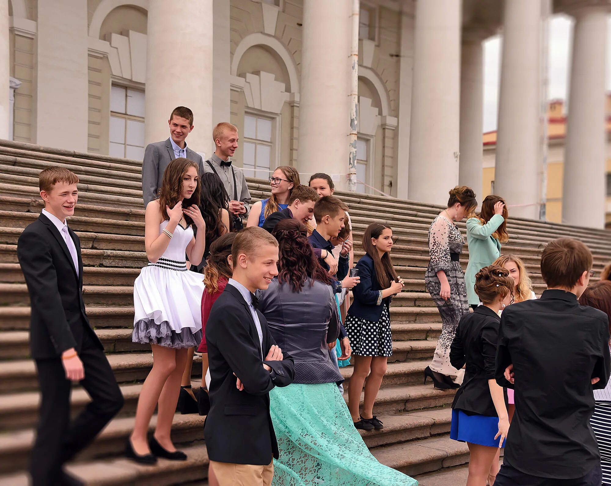Выпускной мечты петергоф. Бал выпускников петродворец. Выпускник петербург школы. Выпускник петербург школы. Выпускники 524 школы.